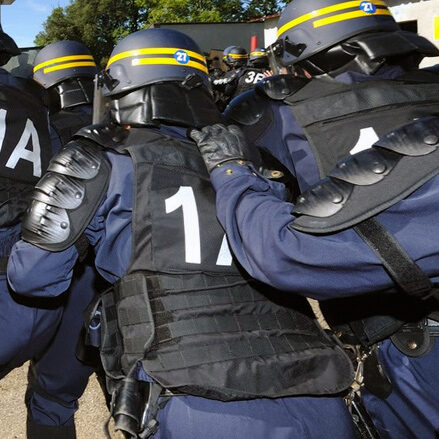 manufacturer of lanyards for police